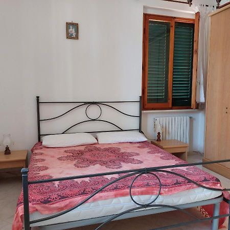 Appartamento A Due Passi Dal Mare A Quercianella Ngoại thất bức ảnh